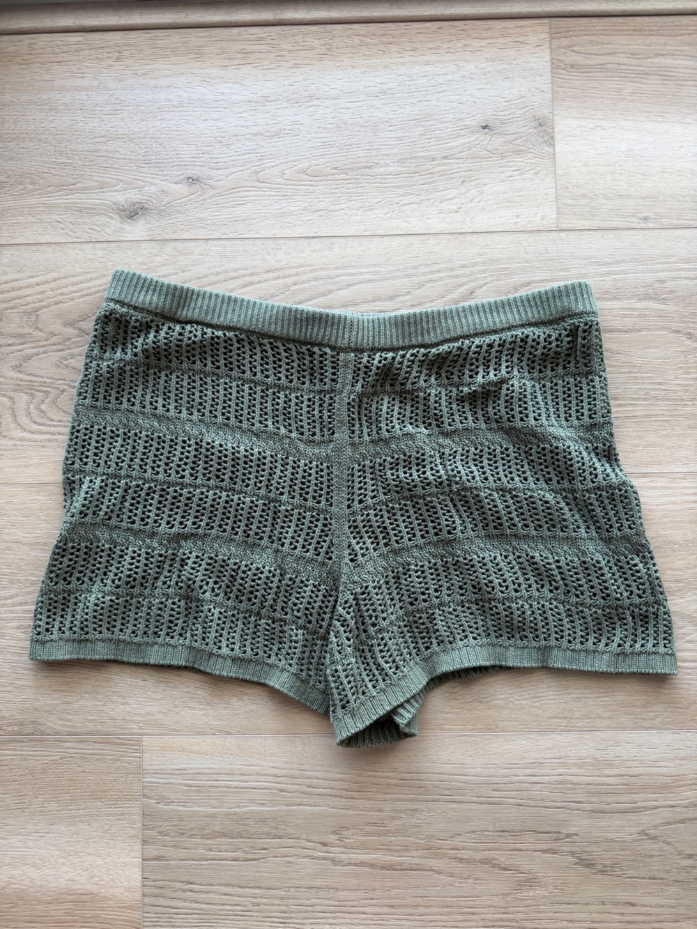 aerie Olive green Crochet Knit Swim cover up shorts. Size XL